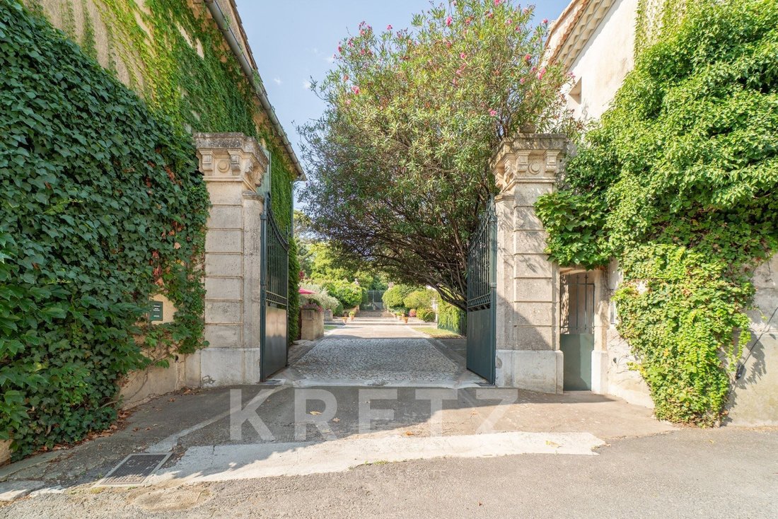Finca en Calvisson, Occitania, Francia 2 - 18825567