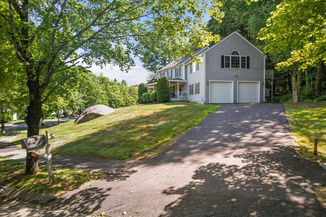 House in Fitchburg, Massachusetts, United States 3 - 18821273
