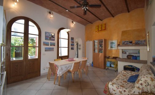 House in Centro Storico, Viareggio, Tuscany 1