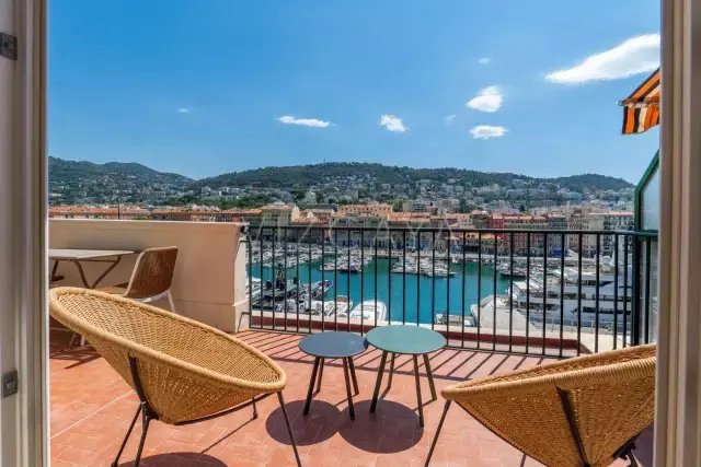 Apartamento en San Roque, Niza, Francia 2 - 18055141