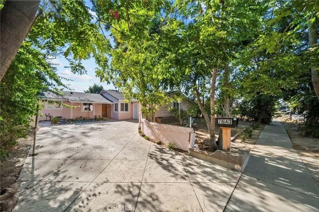 Casa a West Hills, California, Stati Uniti 1 - 18597861