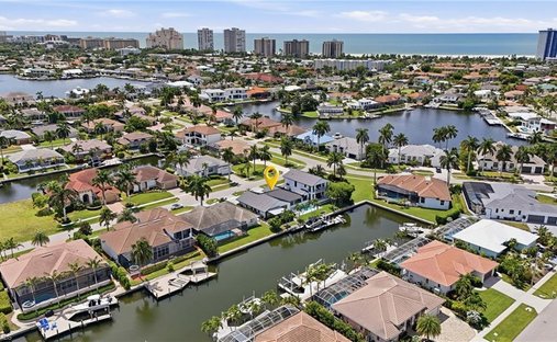 Maison à Marco Island, Floride, États-Unis 1