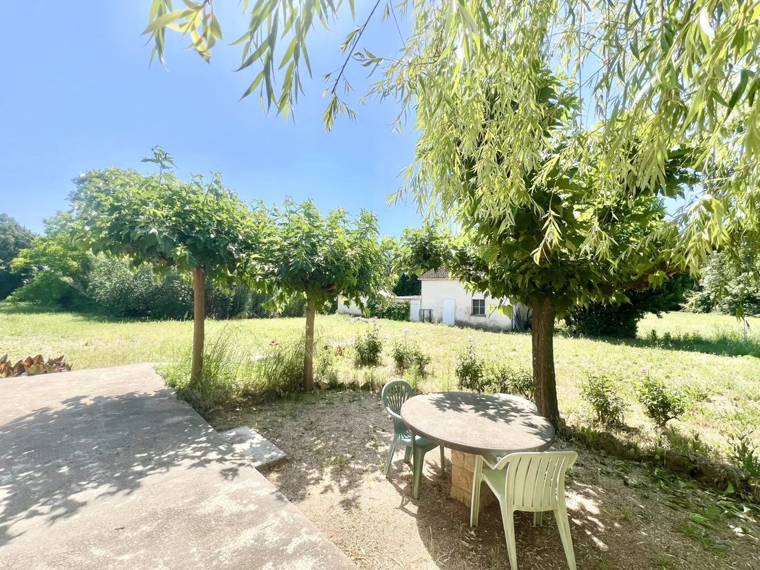 Villa in Brignoles, Provence-Alpes-Côte d'Azur, France 2 - 18826484