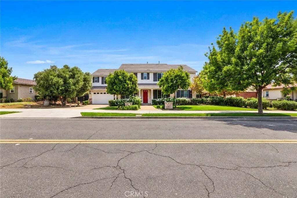 Maison à Rancho Cucamonga, Californie, États-Unis 2 - 18826909