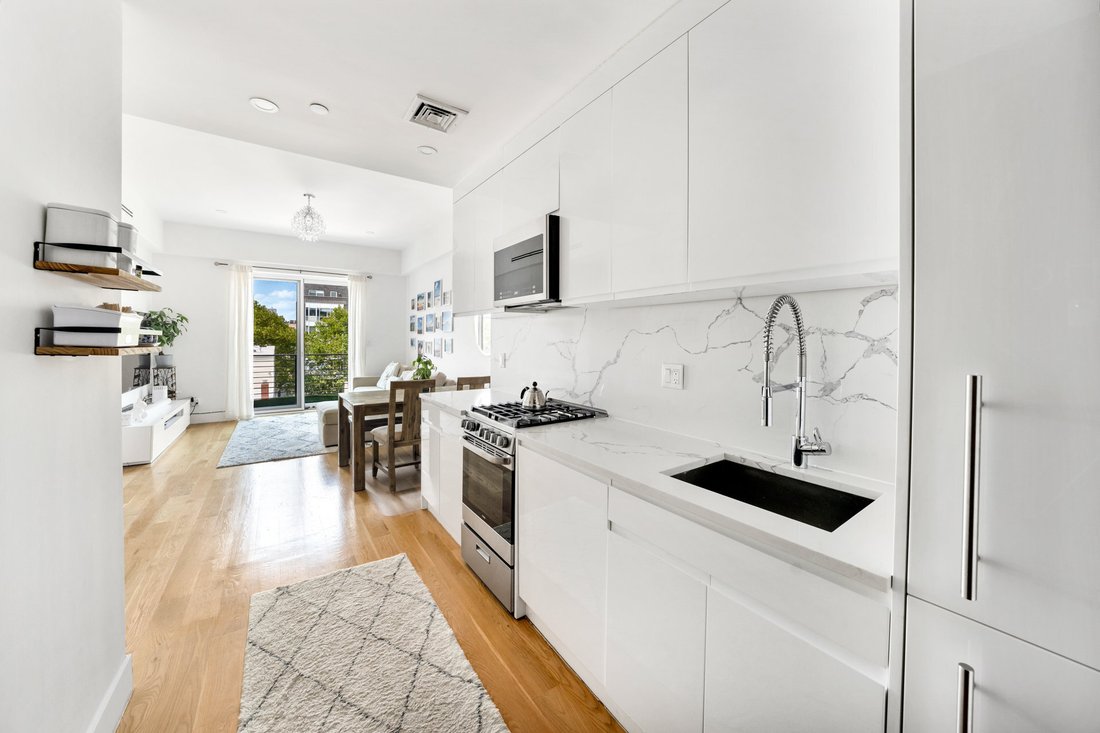 Condo in New York, New York, United States 4 - 18824763