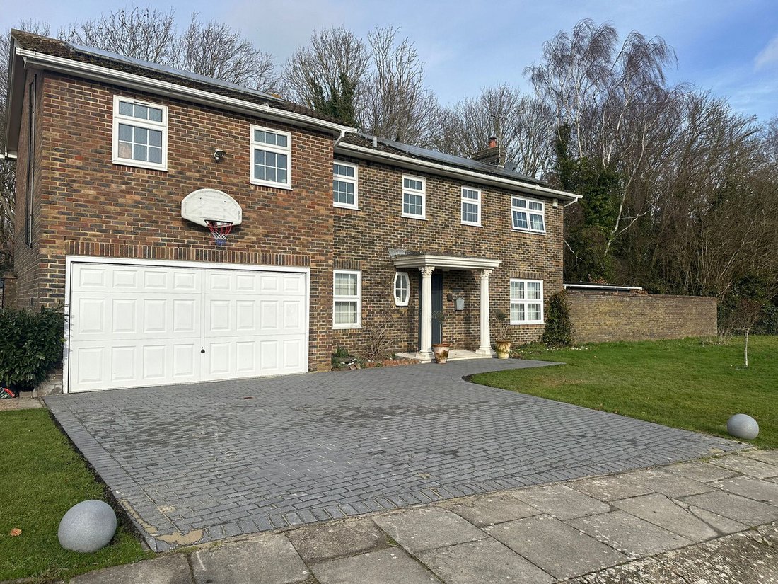 House in Canterbury, England 1 - 18825181