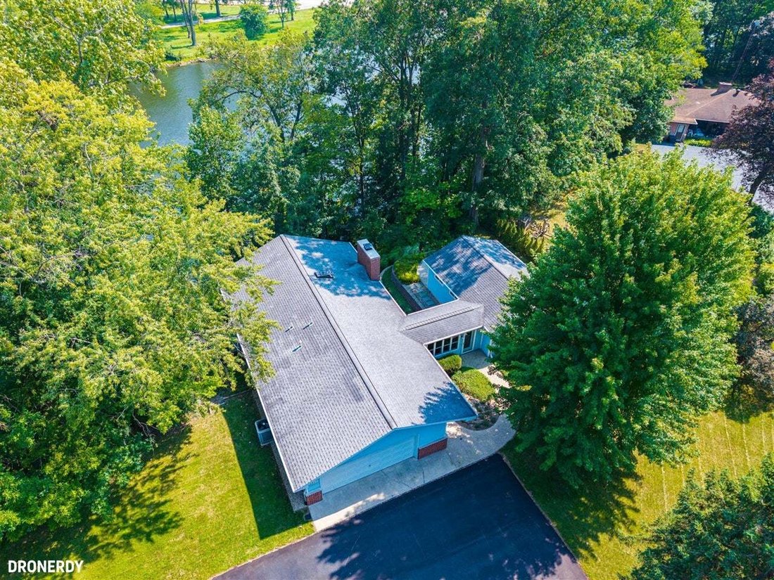 House in Benton Harbor, Michigan, United States 5 - 18822911