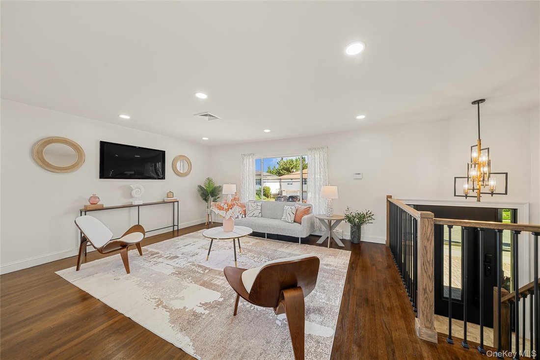 House in Oceanside, New York, United States 3 - 18823046