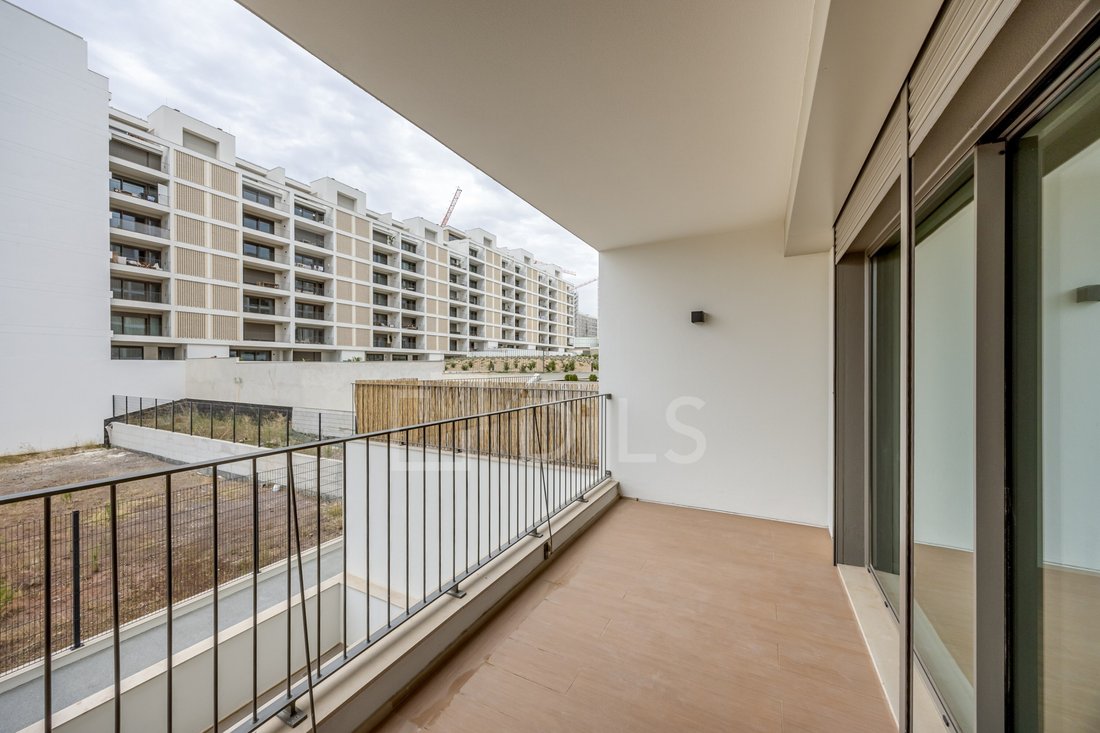Appartement à Santo António dos Cavaleiros, Lisbonne, Portugal 2 - 17408867