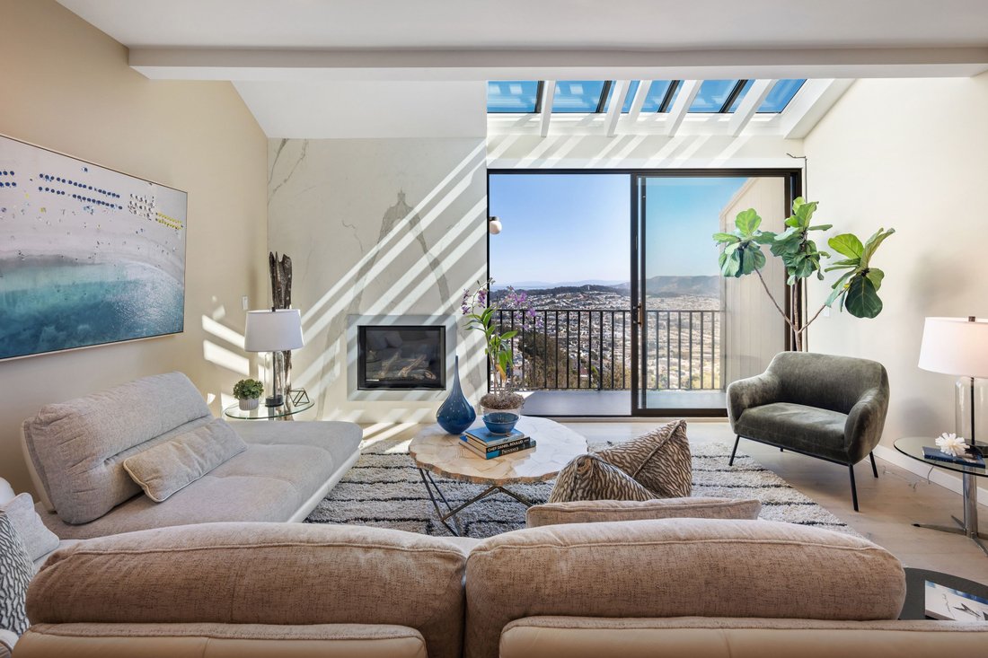 Condo in San Francisco, California, United States 2 - 18826153