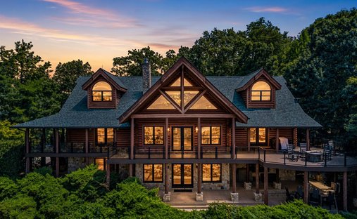 Maison à Lake Lure, Caroline du Nord, États-Unis 1