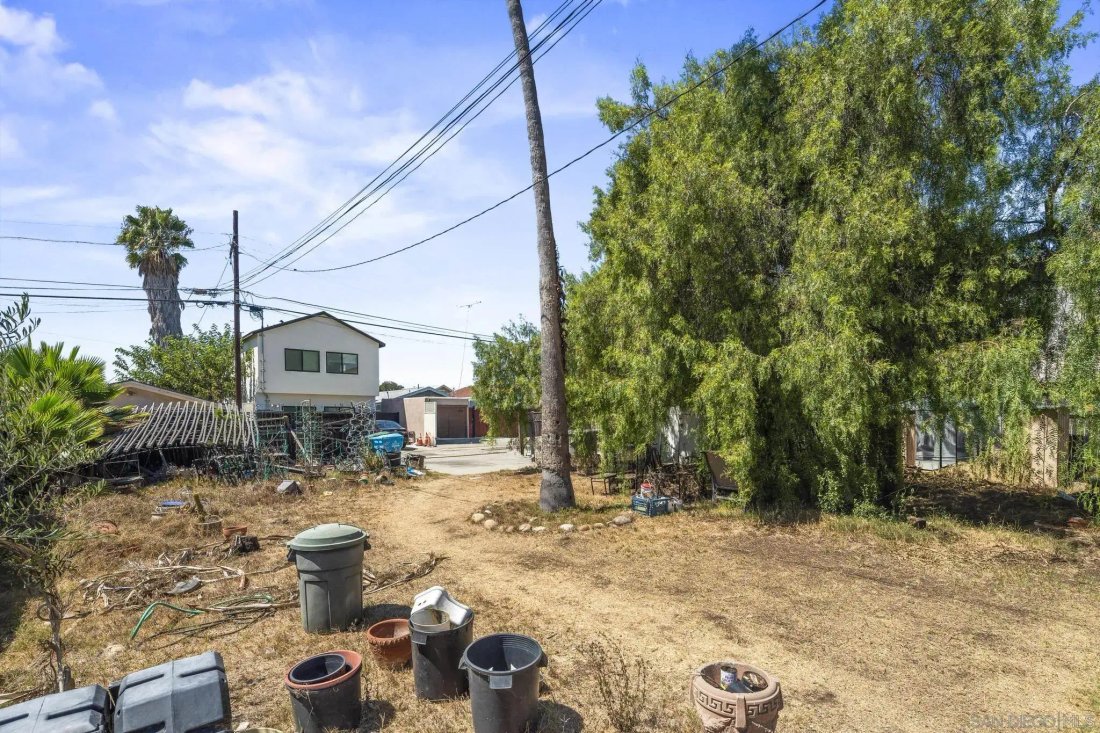 San Diego, California, United States 5 - 18824765