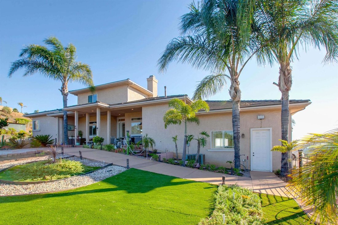 House in El Cajon, California, United States 2 - 18824188