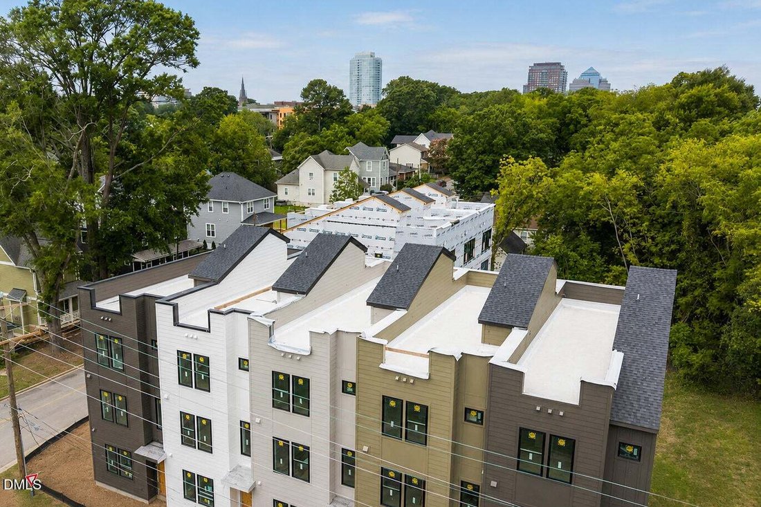 Townhouse en Durham, Carolina del Norte, Estados Unidos 2 - 18823255