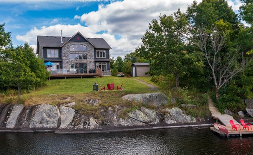Maison à McKellar, Ontario, Canada 1