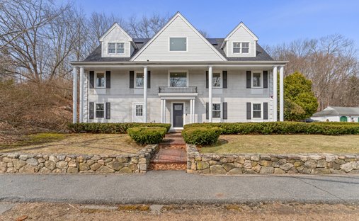 House in Wayland, Massachusetts, United States 1