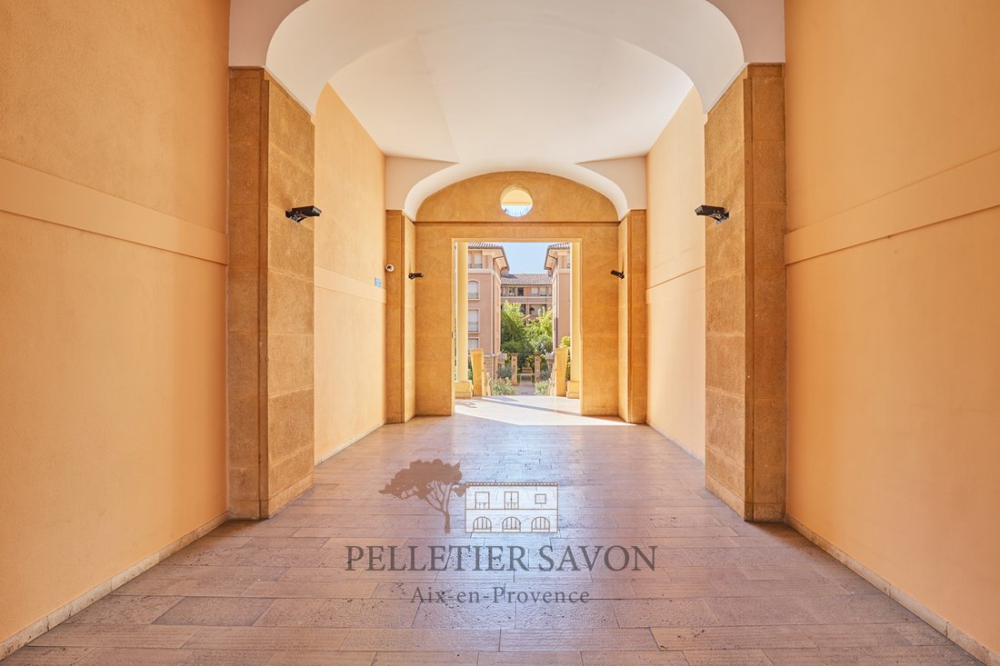 Appartement à Granettes-Jauberte-Sainte Anne, Aix-en-Provence, France 2 - 18825077