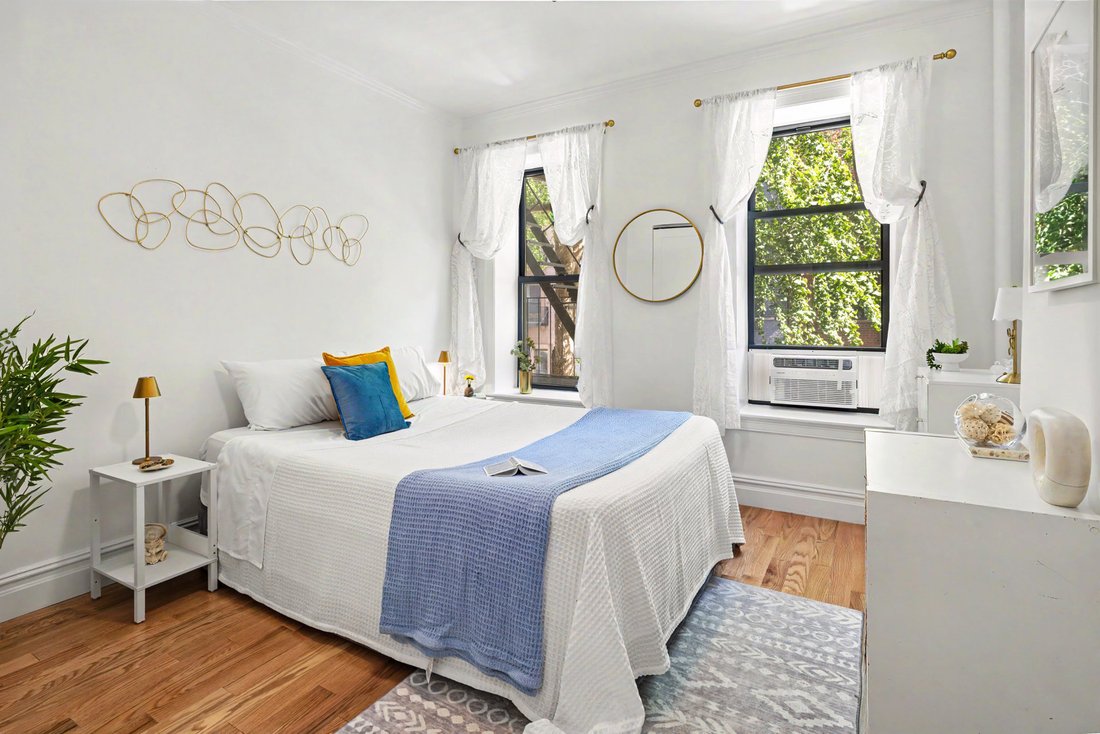 Co Op in New York, New York, United States 5 - 18824693