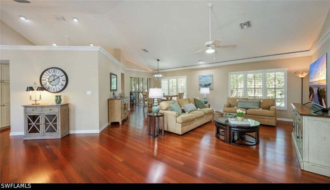 Condo in Naples, Florida, United States 2 - 18822741