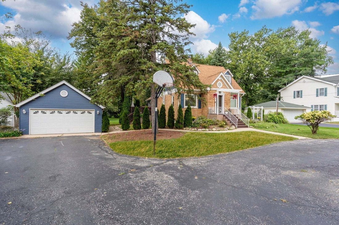 House in Wood Dale, Illinois, United States 2 - 18823944
