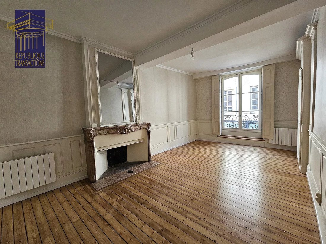 Apartment in Centre Ville, Beaune, France 1 - 18821902