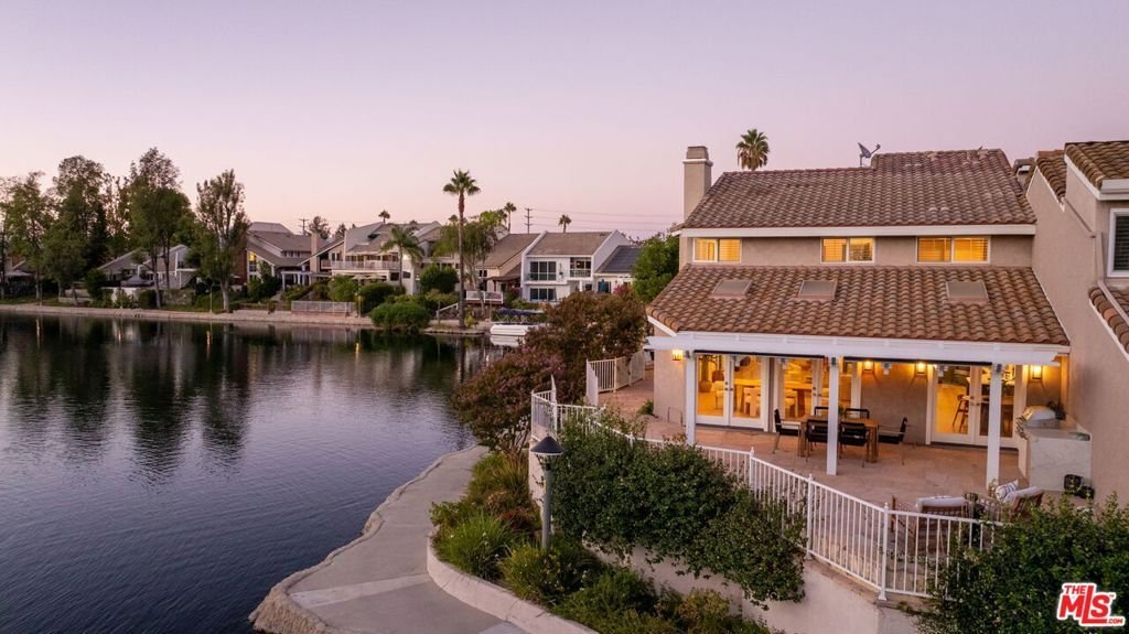 Condominio a Hidden Hills, California, Stati Uniti 1 - 18823344