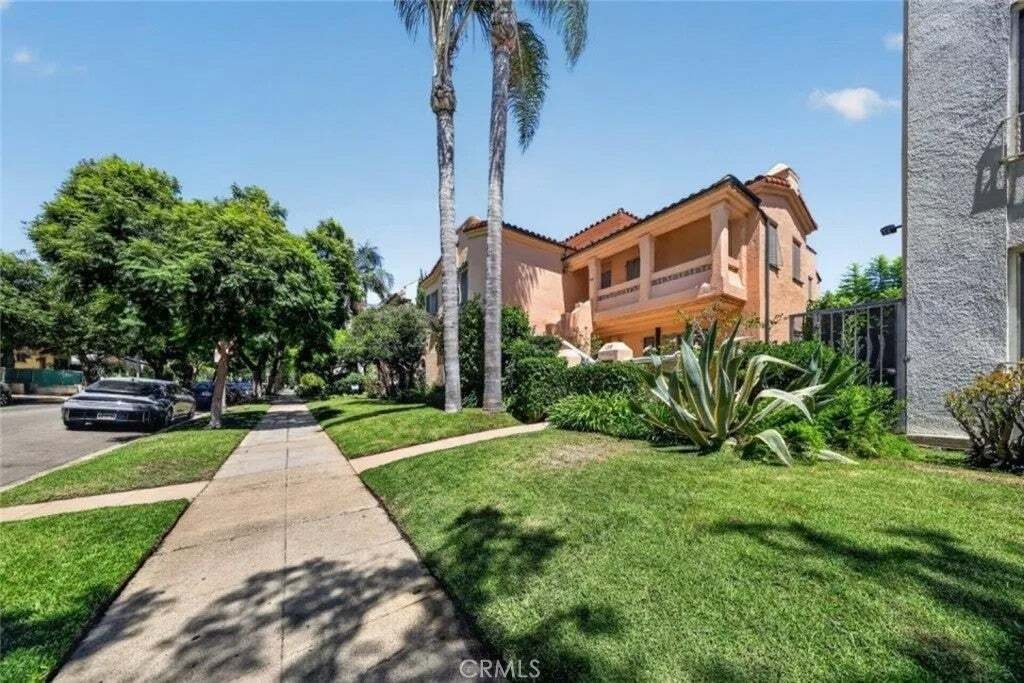Beverly Hills, California, United States 3 - 18824106