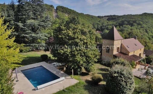 Estate in Temniac, Sarlat-la-Canéda, France 1