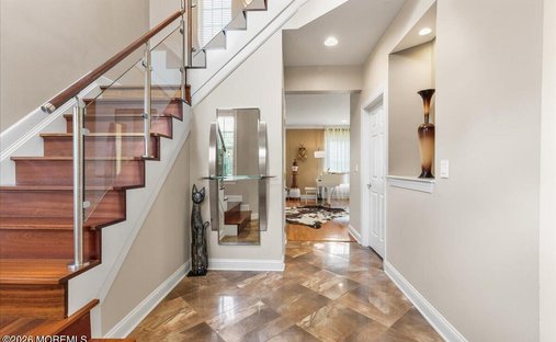 Condo in Manalapan Township, New Jersey, United States 1