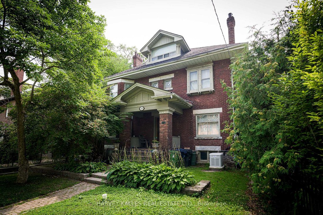 Casa en Toronto, Ontario, Canadá 1 - 18825944