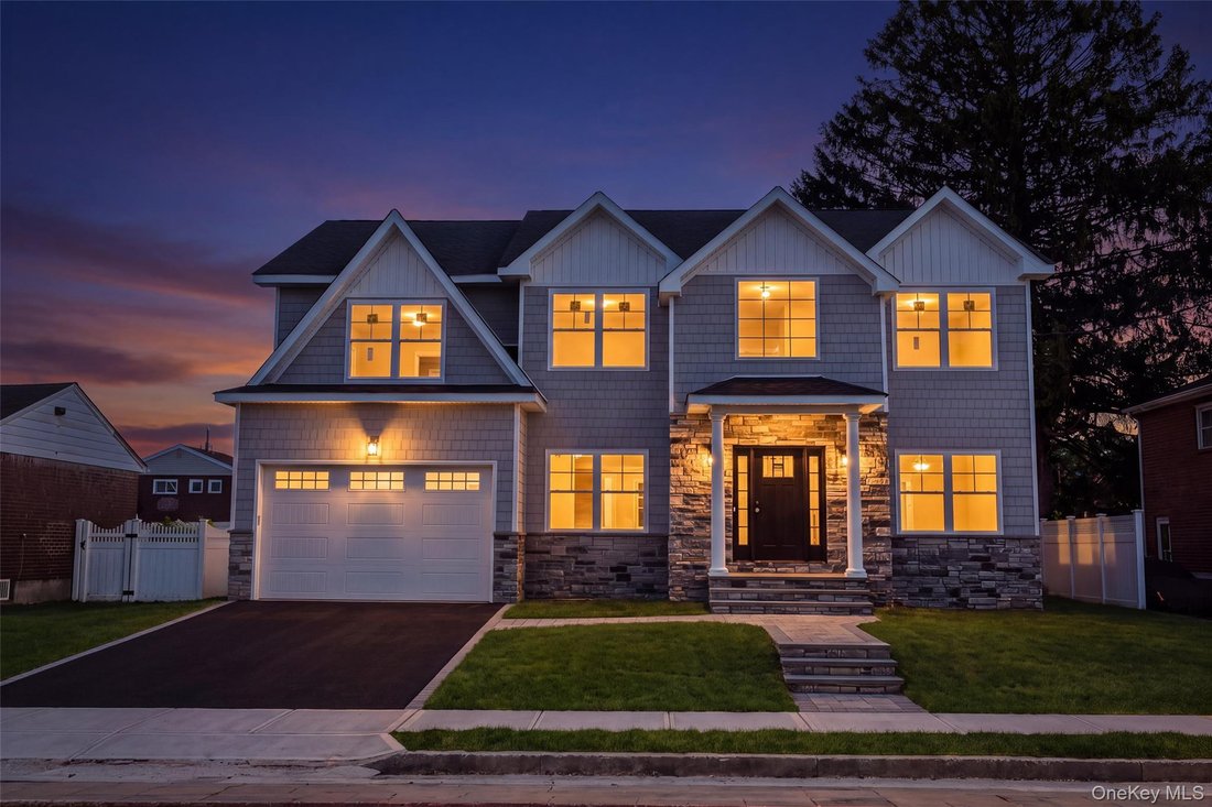 Casa en Massapequa Park, Nueva York, Estados Unidos 2 - 18822989