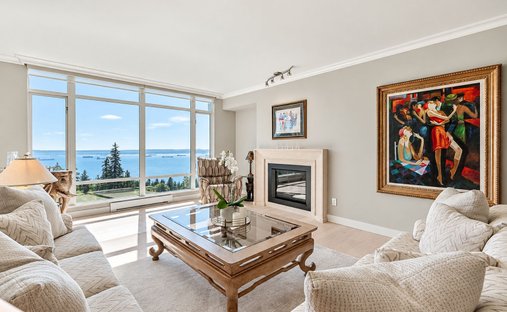 Condo in West Vancouver, British Columbia, Canada 1