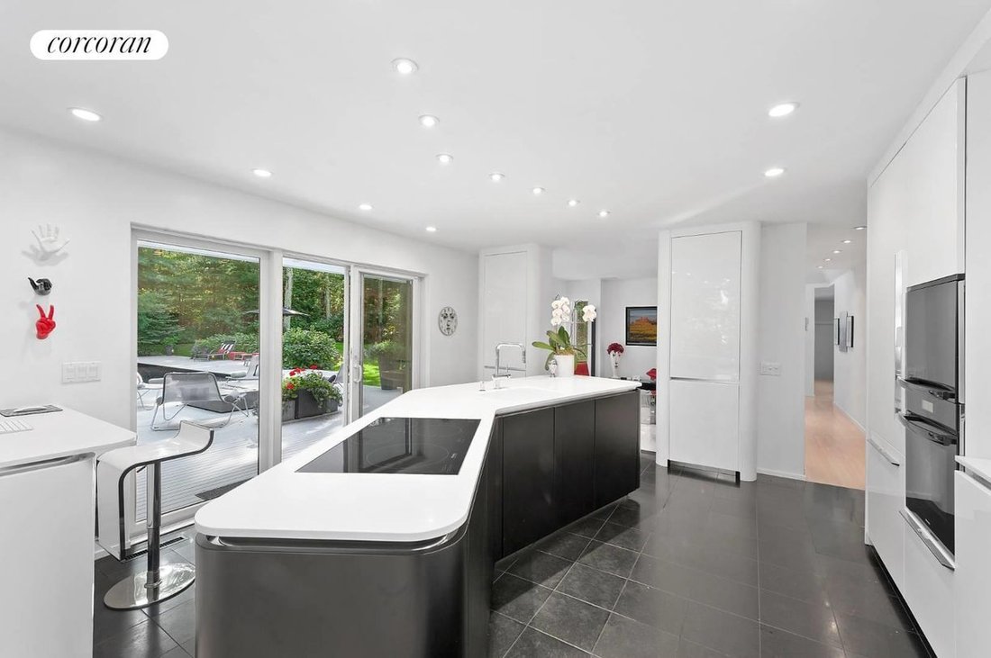 House in East Hampton, New York, United States 3 - 18822572