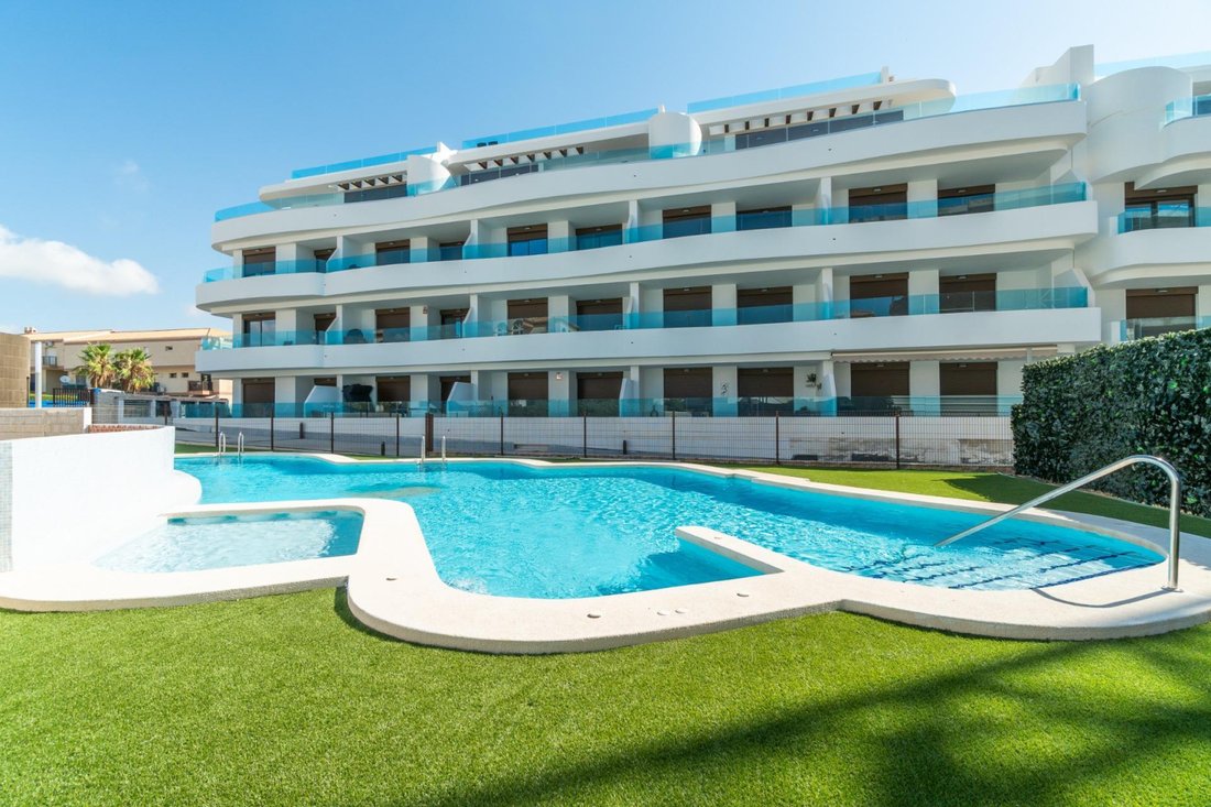 Apartamento en Playa Flamenca, Orihuela, Comunidad Valenciana 2 - 18826502