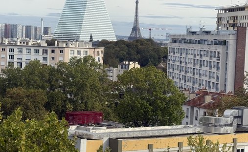 Penthouse in Insurrection, Vanves, Frankreich 1