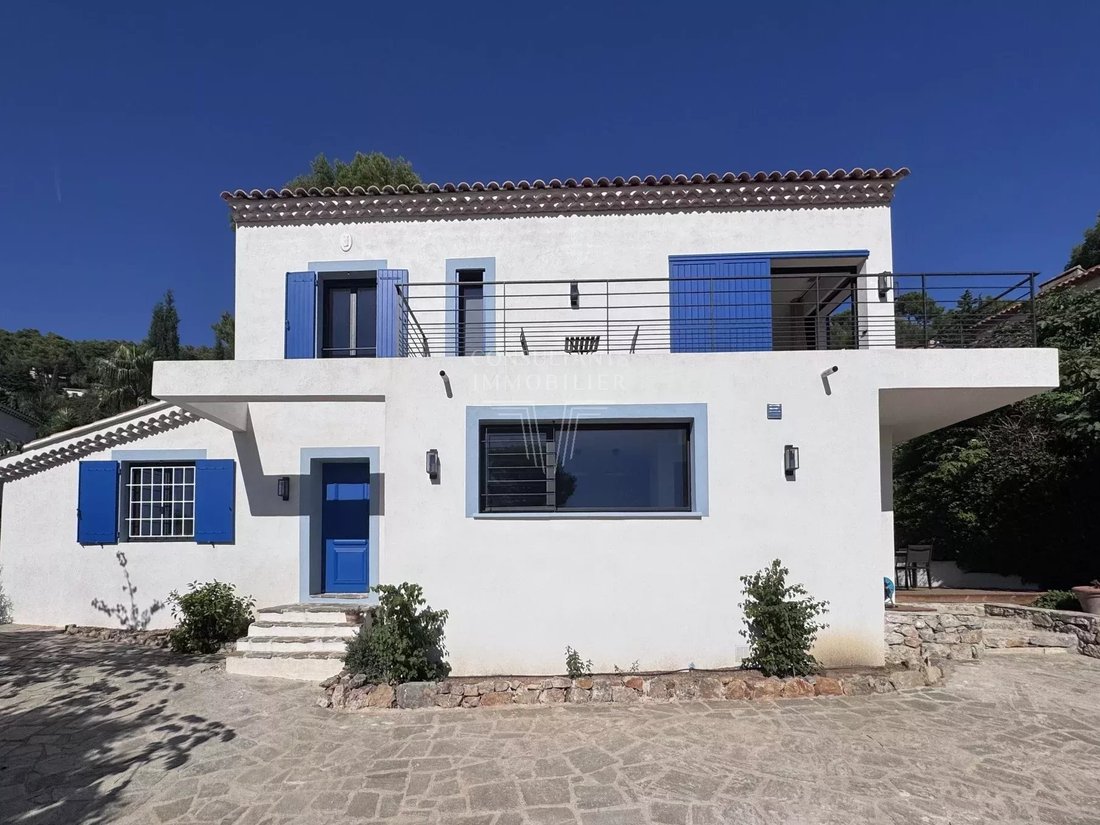 Villa à Carqueiranne, Provence-Alpes-Côte d'Azur, France 2 - 18824310