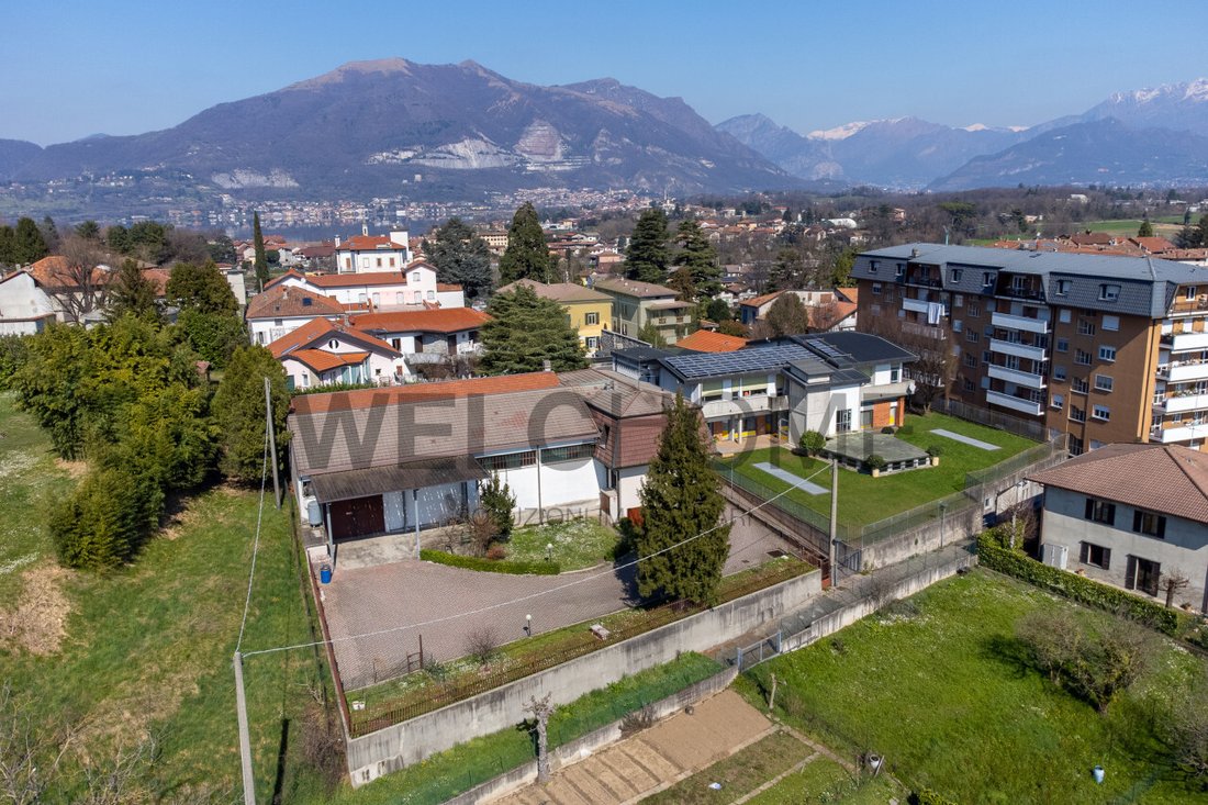 Villa in Rogeno, Lombardy, Italy 5 - 15773277