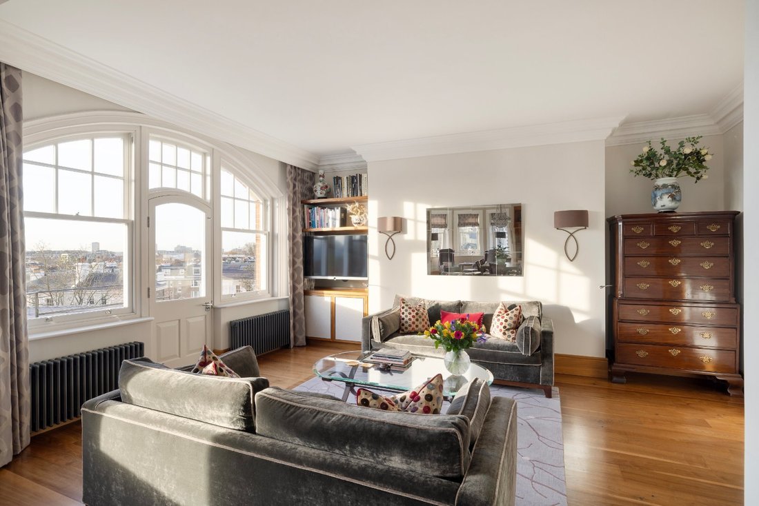 Apartment in Campden Hill, Kensington And Chelsea, England 4 - 18821316