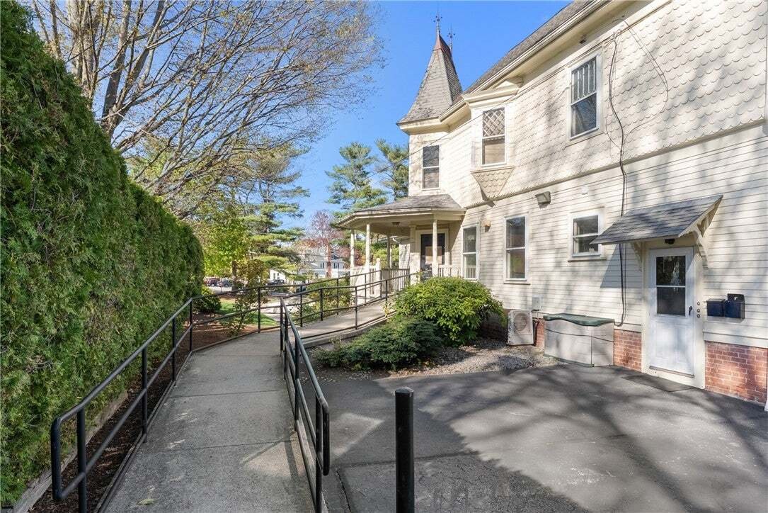 Andere in North Providence, Rhode Island, Vereinigte Staaten 4 - 18823151