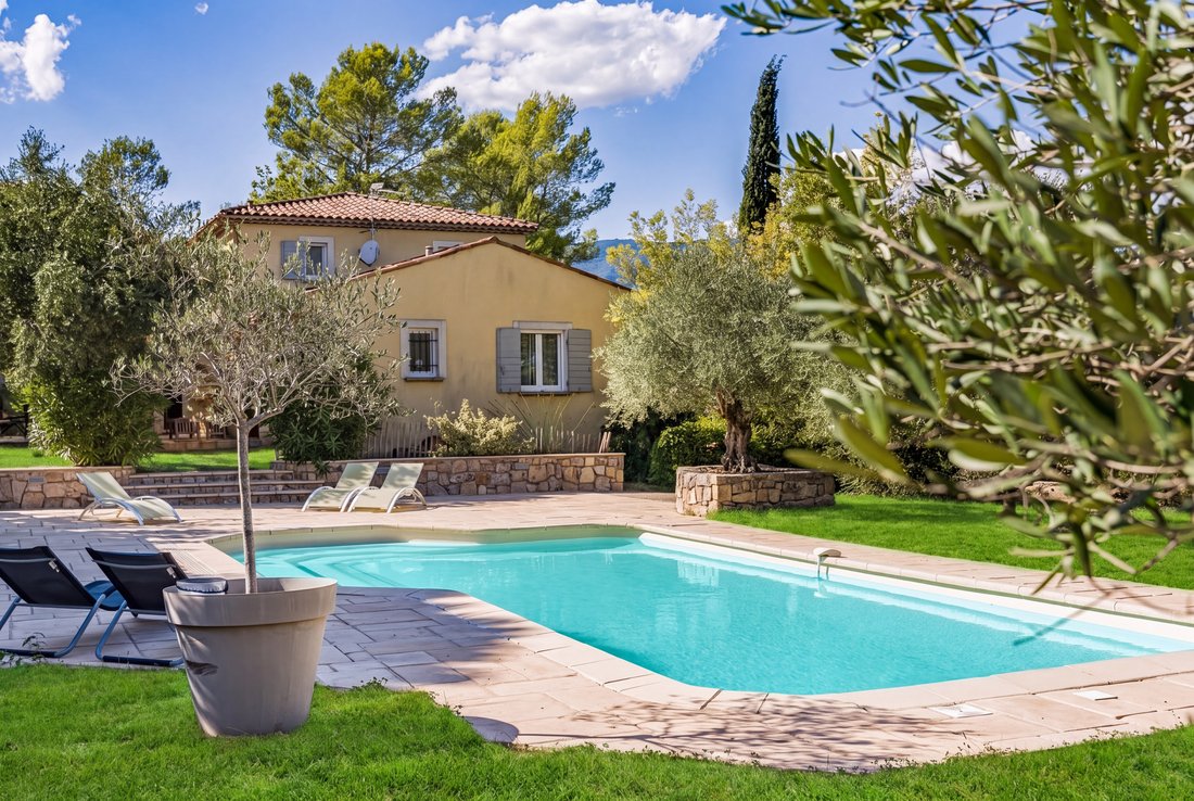 Maison à Fayence, Provence-Alpes-Côte d'Azur, France 2 - 18824585