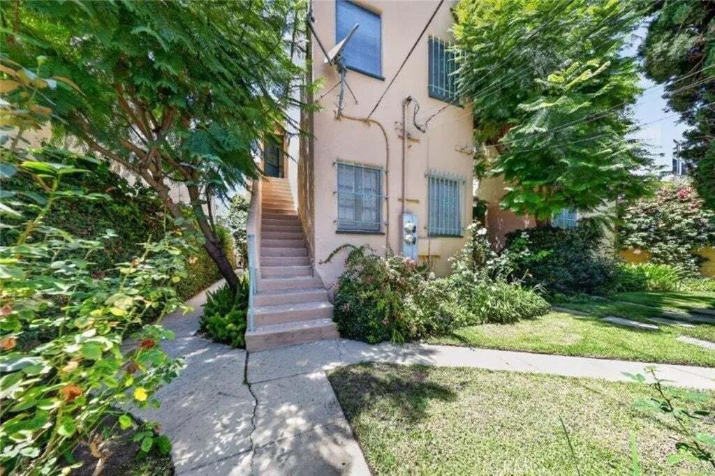 Beverly Hills, California, United States 1 - 18824106