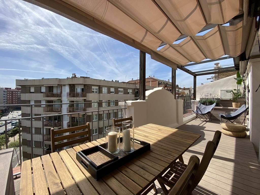 Wohnung in Eixample, Barcelona, Spanien 1 - 18822858