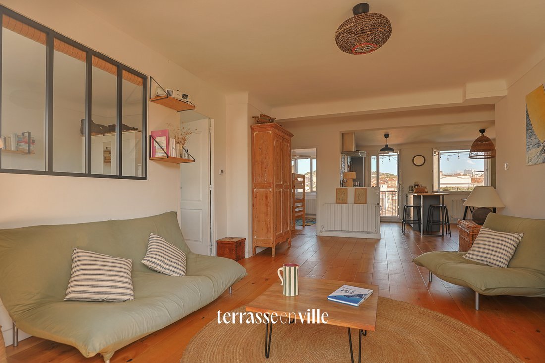 Apartment in Endoume, 7e Arrondissement, Marseille 4 - 18824648