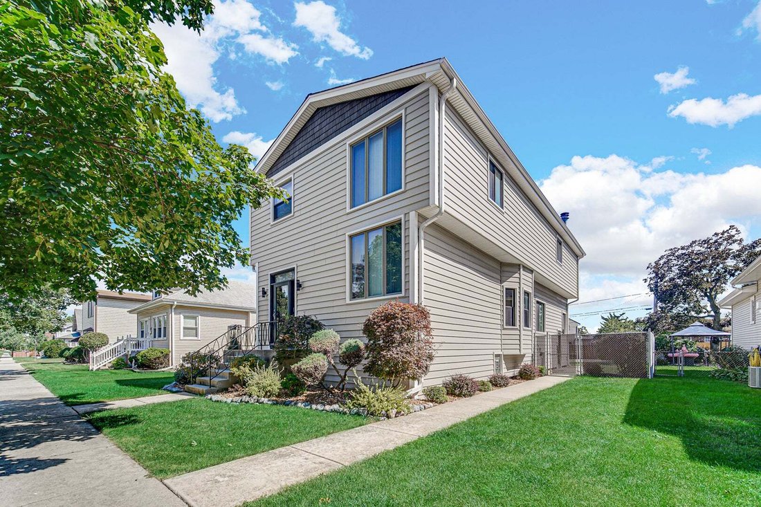 Maison à Melrose Park, Illinois, États-Unis 2 - 18824069