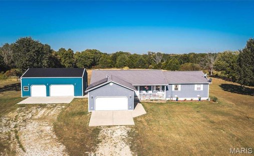 House in Waynesville, Missouri, United States 1