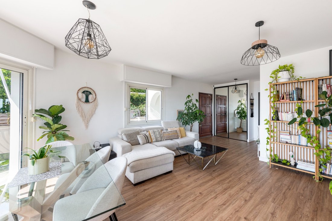 Appartement à Nice, Provence-Alpes-Côte d'Azur, France 2 - 18826207