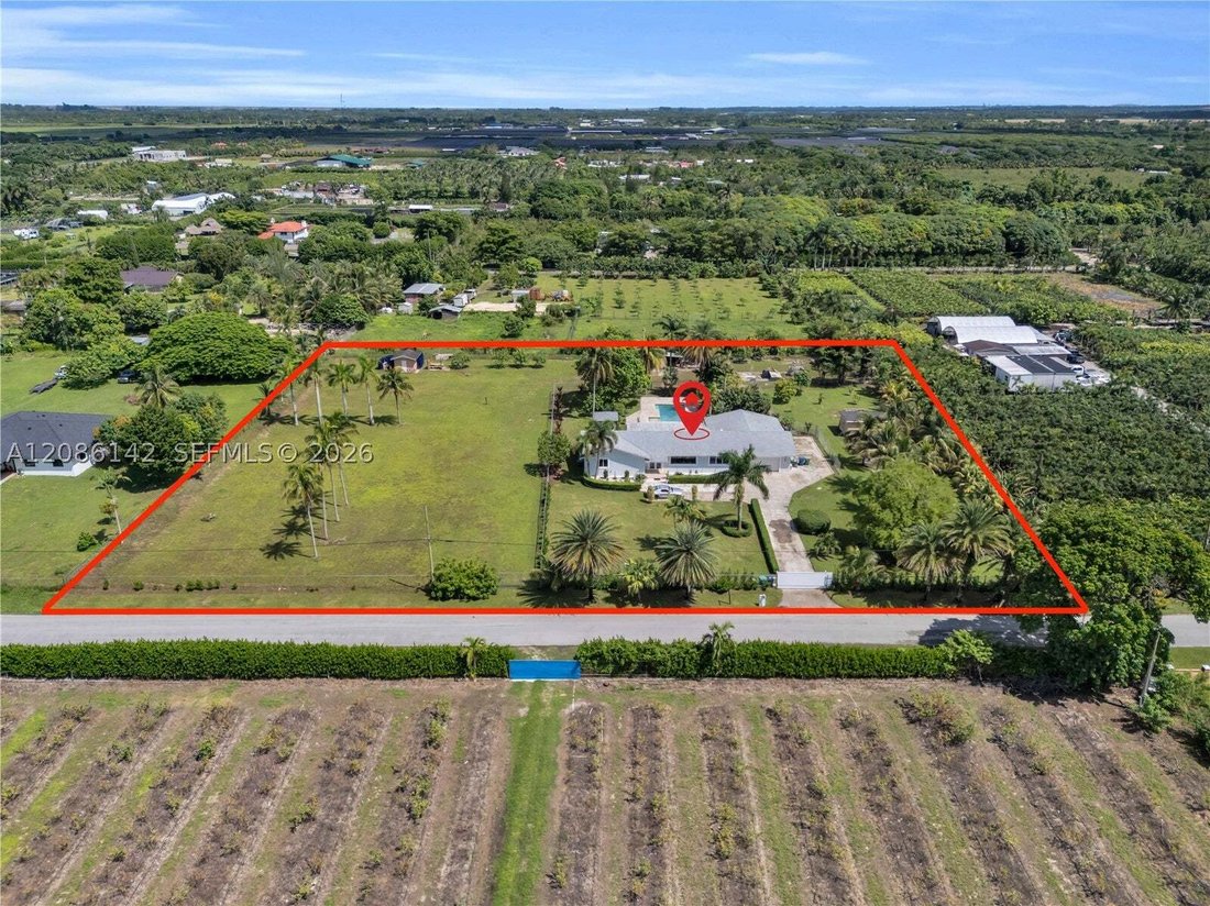 House in Miami, Florida, United States 1 - 18823422