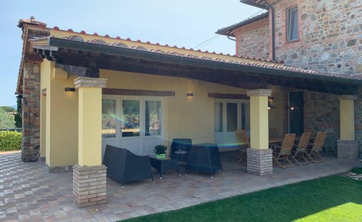 Country House in Sinalunga, Tuscany, Italy 1