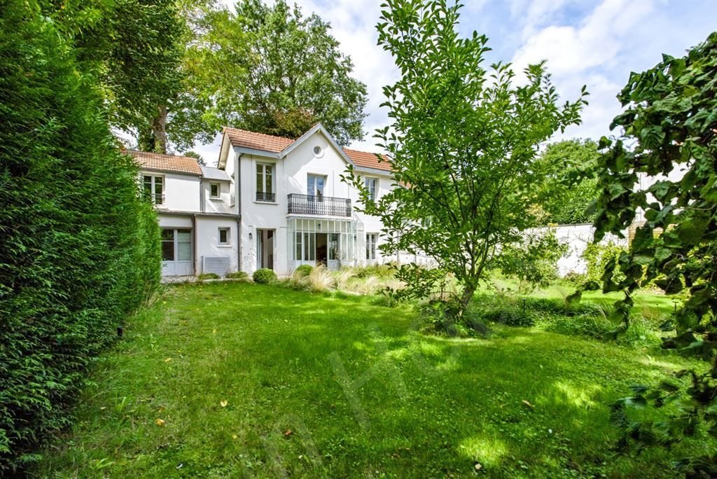 Maison à Château de Vaucresson, Vaucresson, France 1 - 18765589