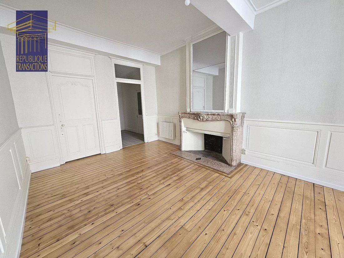 Apartment in Centre Ville, Beaune, France 4 - 18821902